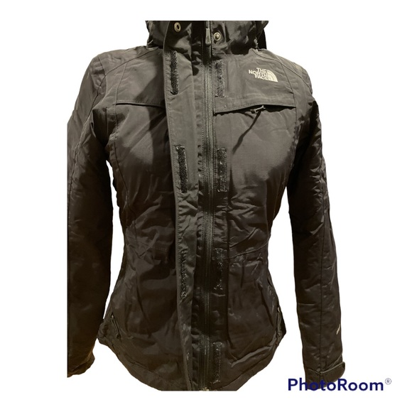 The North Face Jacket - Picture 9 of 10